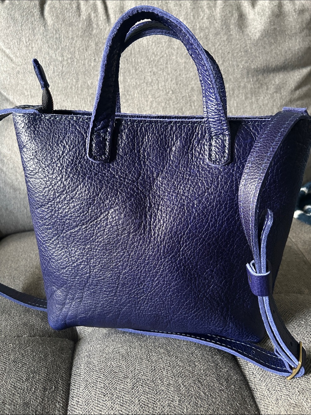 Portland Leather Mini Crossbody Tote with zipper deep purple/blue shade - Picture 4 of 10